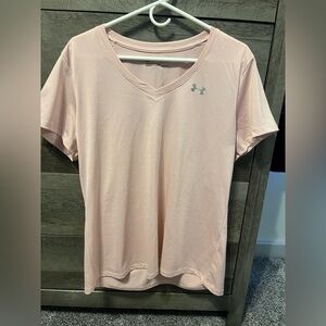 Under Armour Women’s Light Pink V-Neck Performance Tee